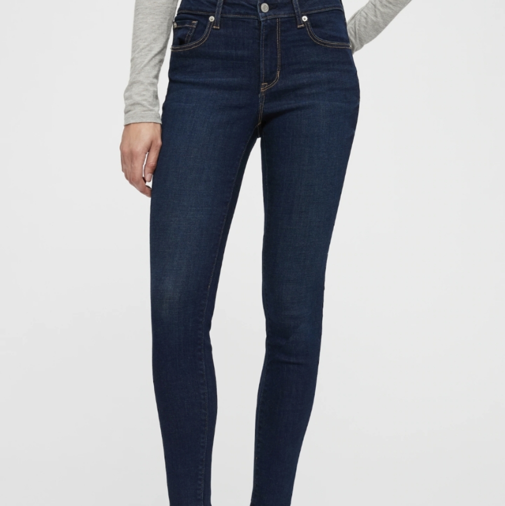 GAP True Skinny Ankle Jeans